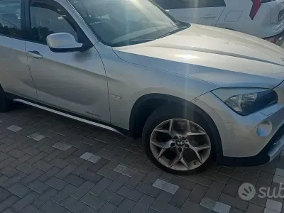 Usata BMW X1 177 CV (130 kW) 2011 Grigio SUV
