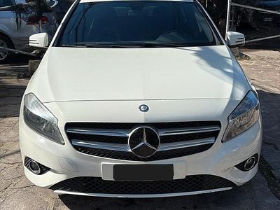 Usata Mercedes A180 109 CV (80 kW) 2013 Bianco Berlina