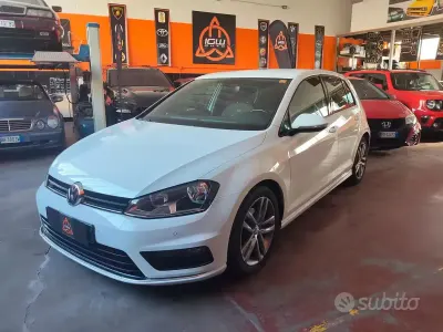 Usata VW Golf VII R-line 110 CV (80 kW) 2016 Bianco Berlina