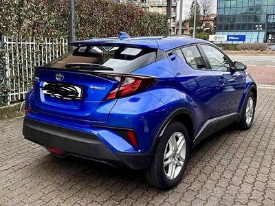 Second-hand Toyota C-HR 98 CP (72 kW) 2021 Albastru SUV