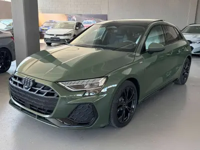Nuova Audi A3 S-Line 150 CV (110 kW) 2026 District green Berlina