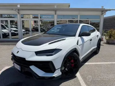 Usata Lamborghini Urus 666 CV (489 kW) 2024 Bianco SUV