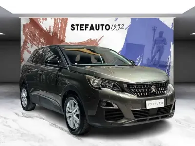 Usata Peugeot 3008 Active 131 CV (96 kW) 2019 Grigio SUV