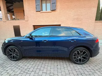 Usata Audi Q8 S-Line 286 CV (210 kW) 2023 Blu SUV