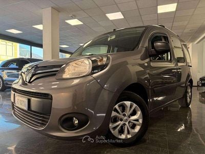 Usata Renault Kangoo LIMITED 90 CV (66 kW) 2016 Grigio Monovolume