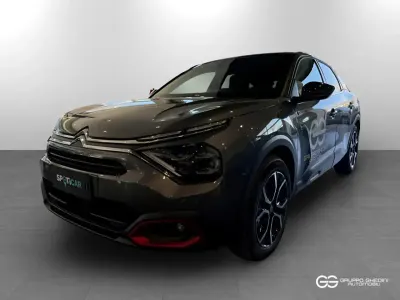 Usata Citroën e-C4 Feel 56 kW (77 CV) 2023 Platinum grey Berlina
