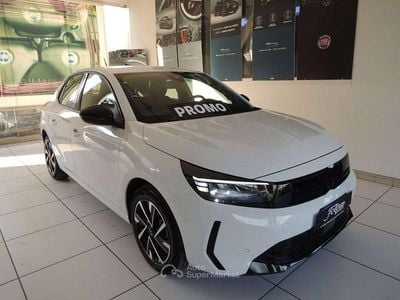 Usata Opel Corsa 101 CV (74 kW) 2025 Bianco Utilitaria