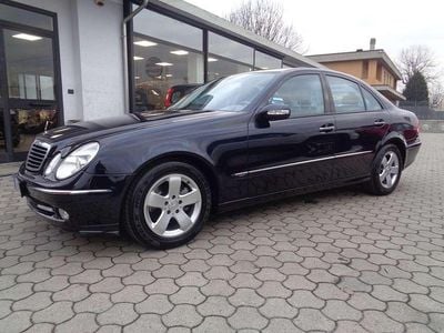 Nero Usata 2005 Mercedes E280 Avantgarde Berlina | 12.500 € (Cara)