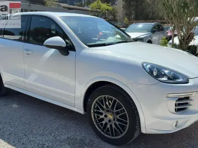 Usata Porsche Cayenne Platinum Edition 250 CV (183 kW) 2016 Bianco SUV