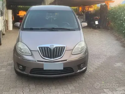 Usata Lancia Musa 77 CV (56 kW) 2010 Monovolume