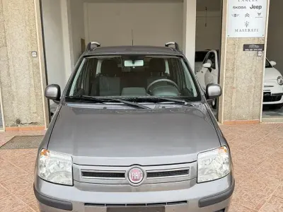 Usata Fiat Panda Dynamic 69 CV (50 kW) 2011 Grigio Utilitaria