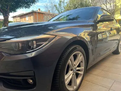 Usata BMW 318 Gran Turismo Advantage 150 CV (110 kW) 2017 Blu/azzurro Berlina
