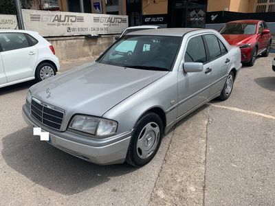 Mercedes C180