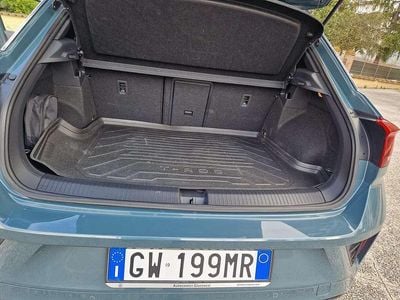 Usata VW T-Roc R-line 150 CV (110 kW) 2024 Verde SUV