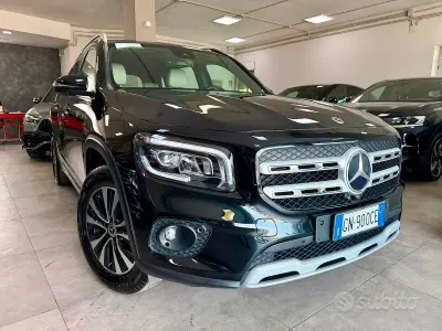 Usata Mercedes GLB180 116 CV (85 kW) 2023 Nero SUV