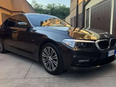 Usata BMW 520 Sport Line 190 CV (139 kW) 2017 Berlina
