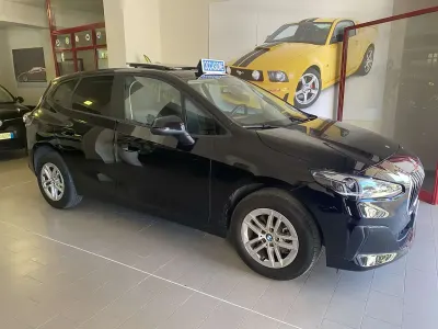 Usata BMW 218 Active Tourer Luxury Line 136 CV (100 kW) 2023 Nero Monovolume