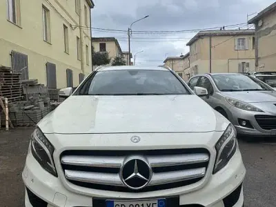 Usata Mercedes GLA200 Premium 136 CV (100 kW) 2016 SUV