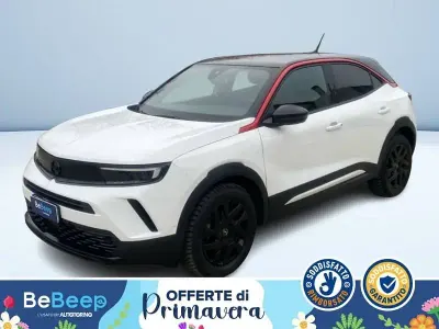 Usata Opel Mokka GS Line 101 CV (74 kW) 2022 Bianco pastello SUV