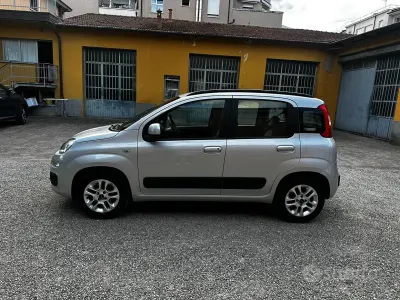 Usata Fiat Panda Lounge 69 CV (50 kW) 2020 Grigio Utilitaria