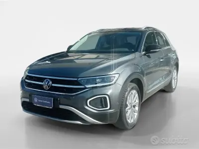 Usata VW T-Roc Style 116 CV (85 kW) 2025 Grigio indio met nero SUV
