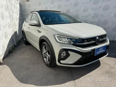 Usata VW Taigo R-line 110 CV (80 kW) 2022 Beige SUV