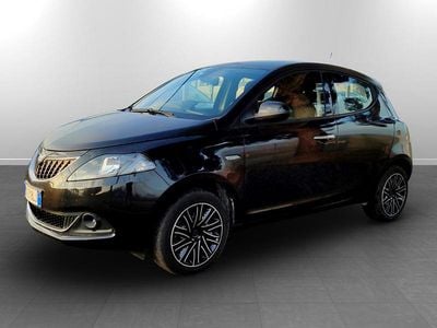Usata Lancia Ypsilon Gold 69 CV (50 kW) 2022 Nero Utilitaria