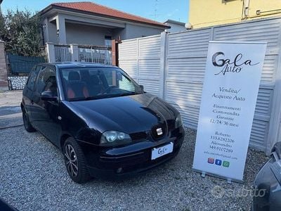 Usata Seat Arosa Stella 50 CV (36 kW) 2003 Nero Utilitaria