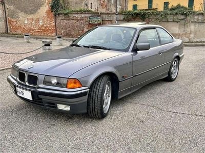 Usata BMW 320 150 CV (110 kW) 1992 Coupé