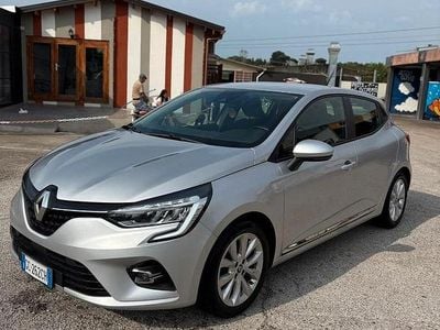 Usata Renault Clio V 86 CV (63 kW) 2020 Grigio Utilitaria
