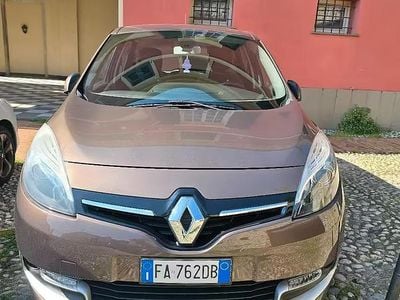 Usata Renault Scénic III LIMITED 110 CV (80 kW) 2015 Marrone Monovolume