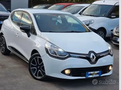 Usata Renault Clio IV 75 CV (55 kW) 2014 Bianco Coupé
