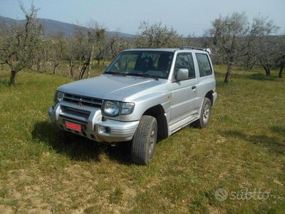 usata Mitsubishi Pajero 2.5 TDI Metal-top S.S. GLS Targe