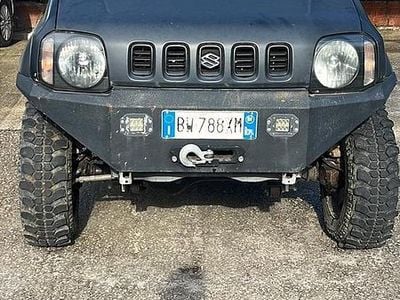 Usata Suzuki Jimny 80 CV (58 kW) 2001 Nero SUV