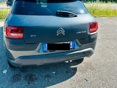Usata Citroën C4 Cactus Feel 82 CV (60 kW) 2016 Grigio Utilitaria
