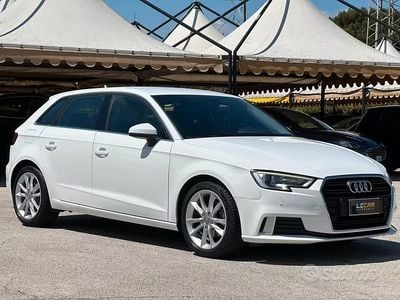 Usata Audi A3 Design 110 CV (80 kW) 2016 Bianco Berlina