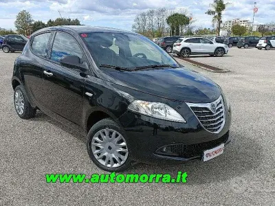 Usata Lancia Ypsilon 85 CV (62 kW) 2013 Nero Utilitaria