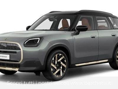 Usata Mini Countryman Favoured 150 kW (204 CV) 2025 Verde SUV