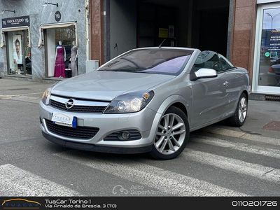 Usata Opel Astra Eco 140 CV (102 kW) 2006 Gray
