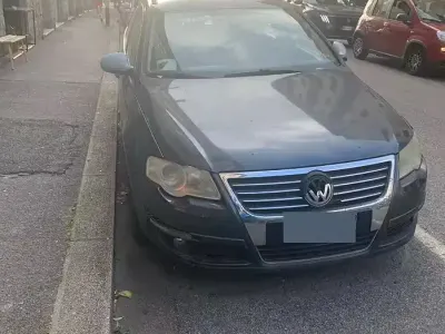Usata VW Passat 170 CV (125 kW) 2008 Bluazzurro Station wagon