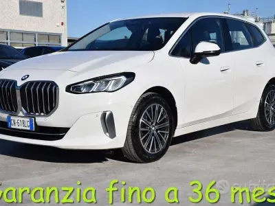 Usata BMW 218 Active Tourer Luxury Line 150 CV (110 kW) 2023 Bianco Monovolume