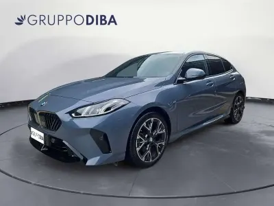 Usata BMW 120 M Sport 163 CV (119 kW) 2025 Grigio Utilitaria