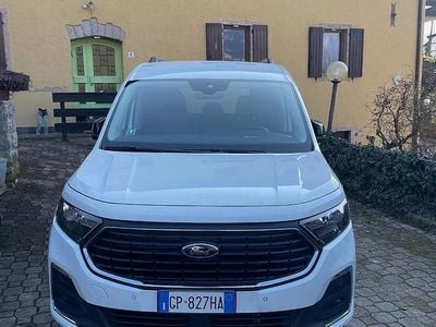 Usata Ford Grand Tourneo Connect Titanium 122 CV (89 kW) 2023 Bianco Monovolume