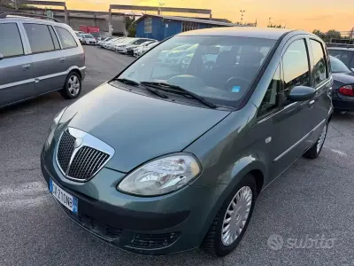 Usata Lancia Musa 95 CV (69 kW) 2006 Verde Monovolume