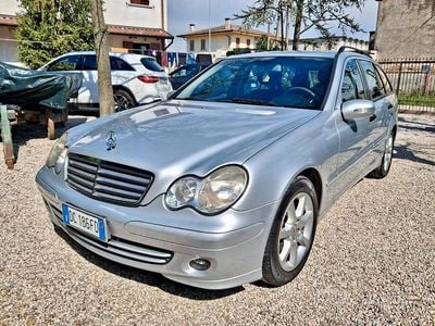 Gebraucht Mercedes C220 150 PS (110 kW) 2006 Grau Kombi