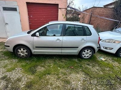 Grigio Usata 2004 VW Polo Berlina | 999 €
