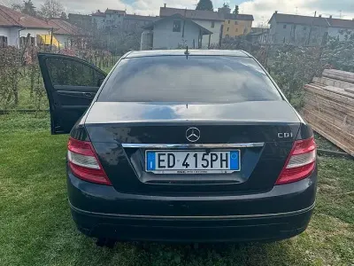 Usata Mercedes C200 136 CV (100 kW) 2010 Berlina