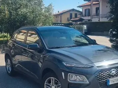 Usata Hyundai Kona 120 CV (88 kW) 2018 Grigio SUV
