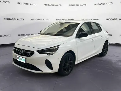 Usata Opel Corsa Design & Tech 75 CV (55 kW) 2023 Bianco Utilitaria
