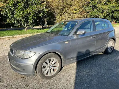 Usata BMW 118 143 CV (105 kW) 2010 Grigio Utilitaria
